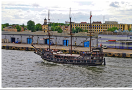 Tourist boat finishing a route.